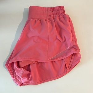 lululemon low rise hotty hot 2.5